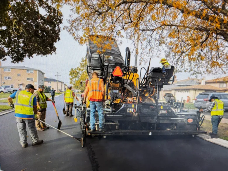 【道路建设】卡拉赛区艾泰村茹姆巴克托别街中修工程